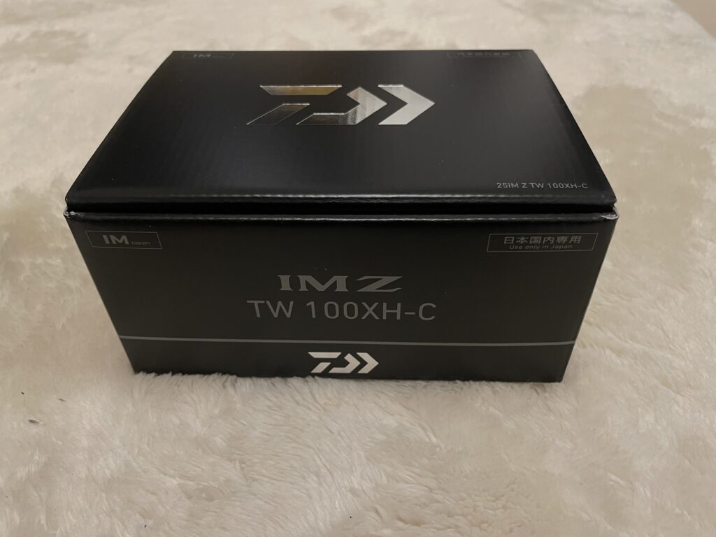 IM Z TW-100XH-Cの箱